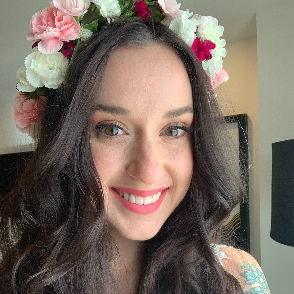 Meet your Posher, Lauren